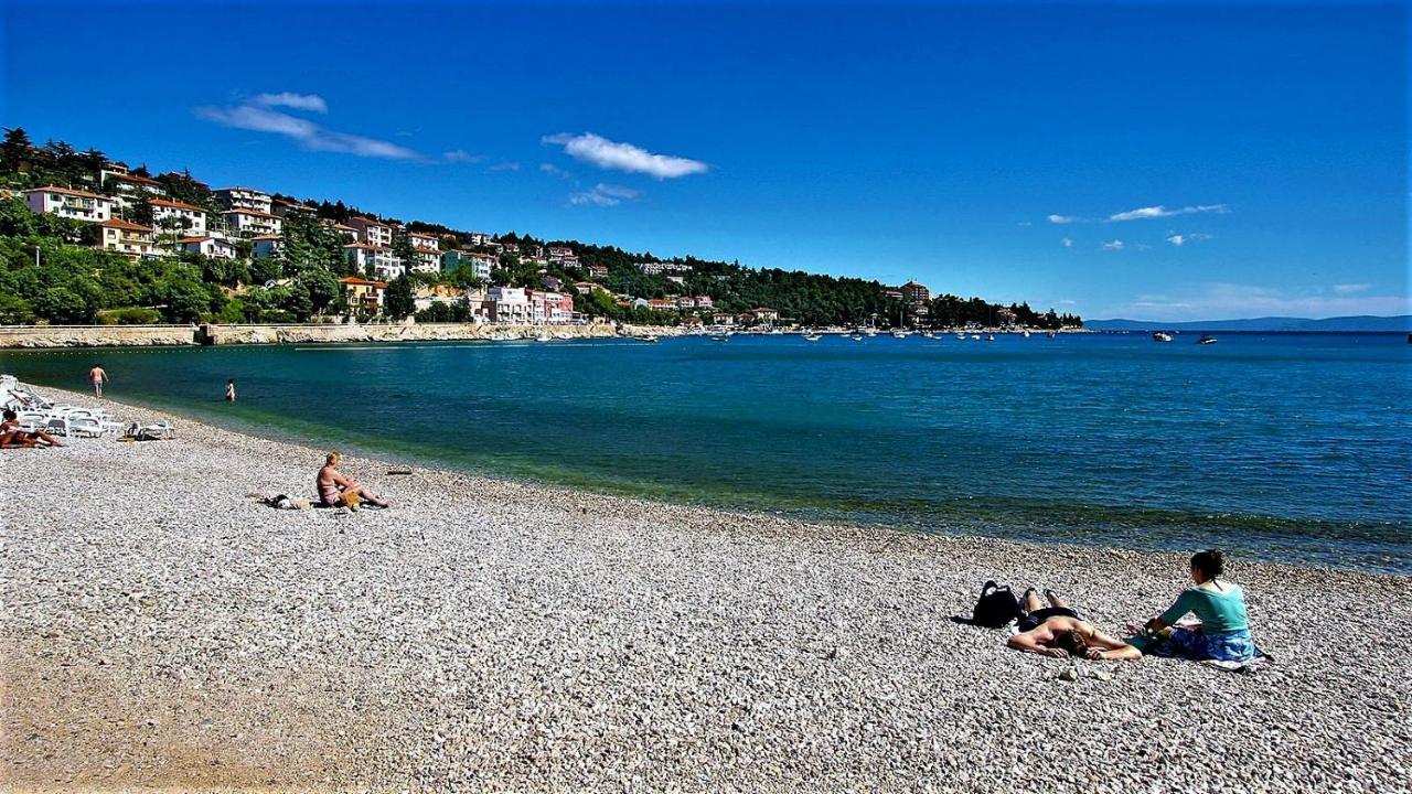 Apartment Villamar Beachfront With Free Private Parking Rabac