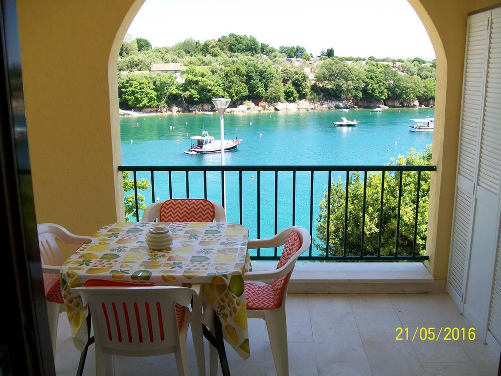Apartment Villamar Beachfront With Free Private Parking Rabac