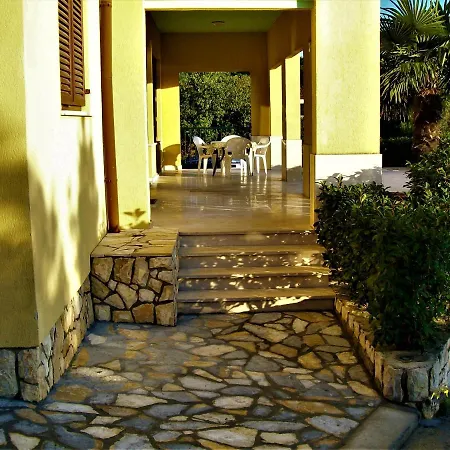 Villamar Beachfront Apartments With Free Private Parking Rabac Exterior photo