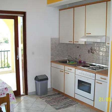 Villamar Beachfront Apartments With Free Private Parking Rabac Exterior photo