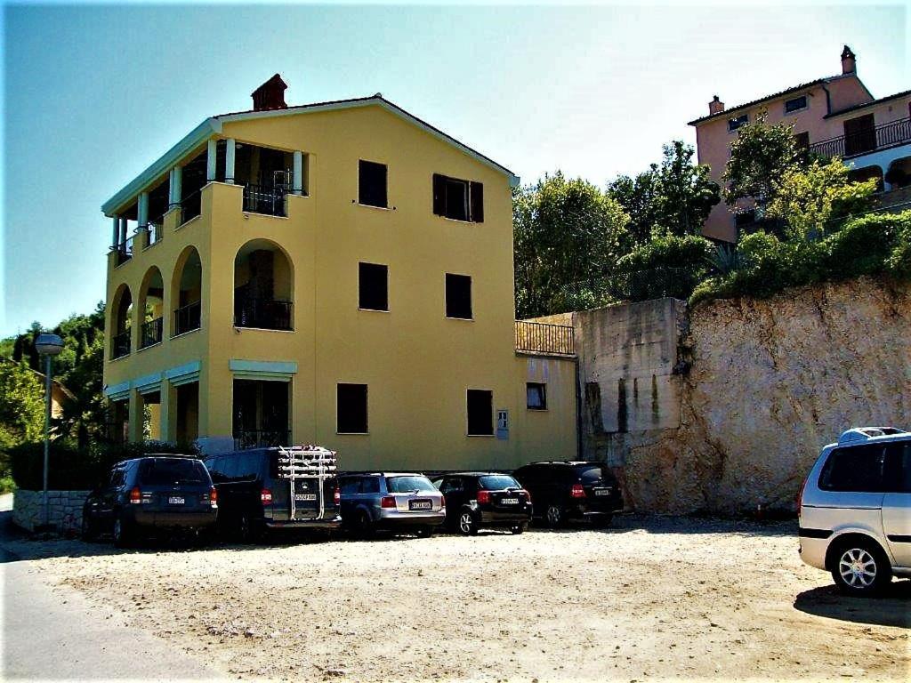 Apartment Villamar Beachfront With Free Private Parking Rabac