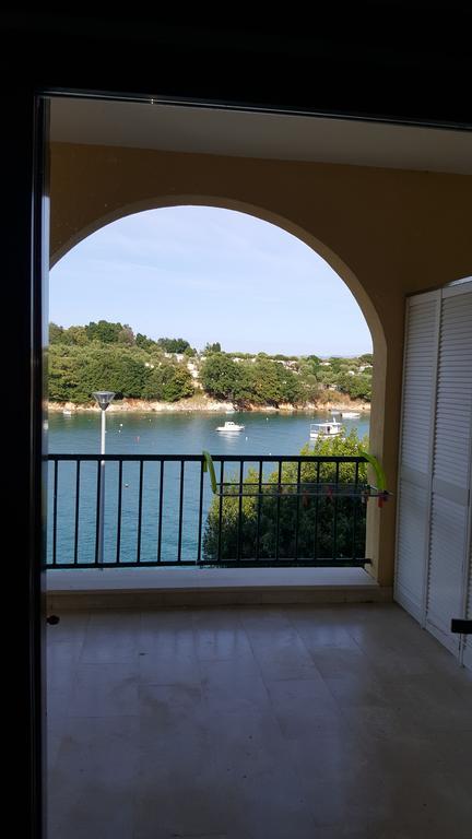 Villamar Beachfront With Free Private Parking Apartment Rabac
