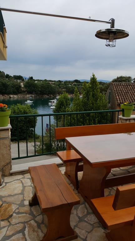 Apartment Villamar Beachfront With Free Private Parking *